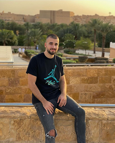 Фото сотрудника