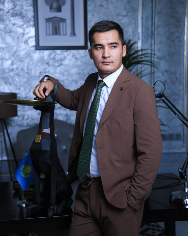 Фото сотрудника