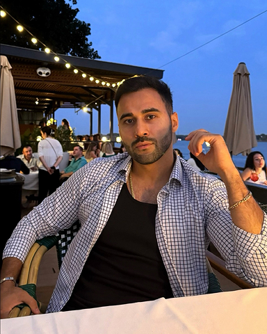 Фото сотрудника